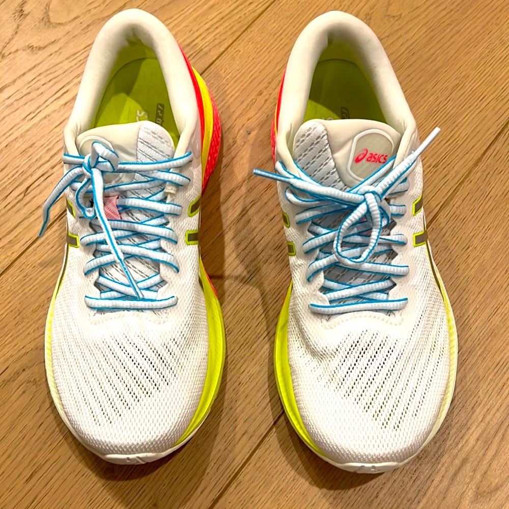 ASICS gel-kayano 27